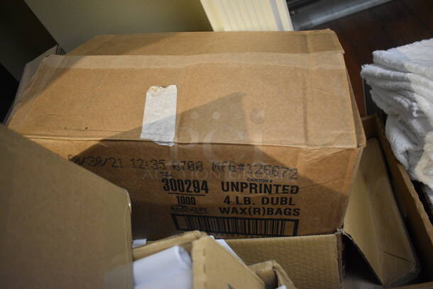 ALL ONE MONEY! Lot of Various Boxes Including Shirts and Towels. (gift shop) - Image 7 of 7