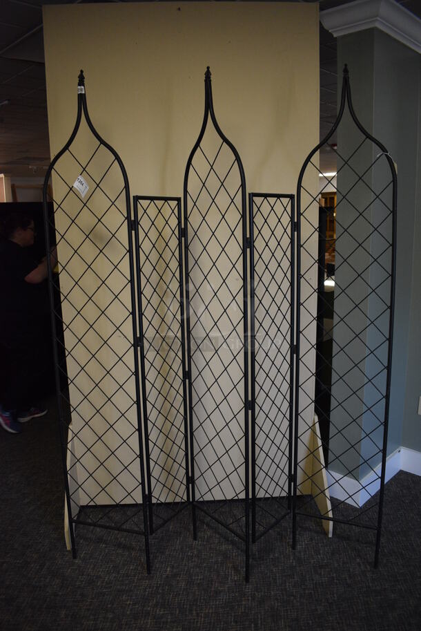 Black Mesh Folding Wall. 71x1x82. (garden center) - Image 2 of 4