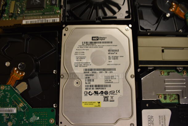 ALL ONE MONEY! Lot of Hard Drives! 4x6x1. (room 105) - Image 4 of 5