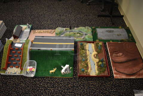 ALL ONE MONEY! Lot of Various Pieces for Diorama. (room 220)