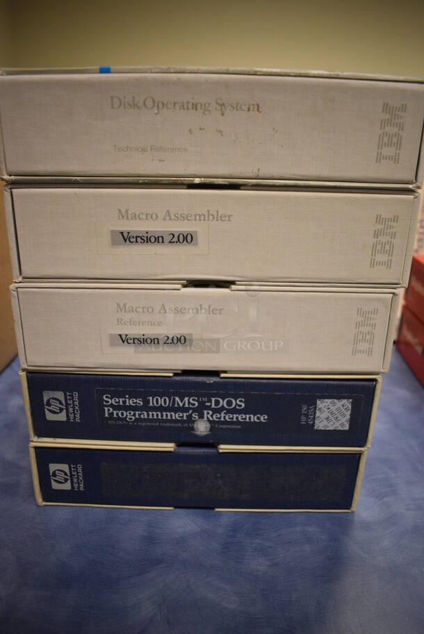 ALL ONE MONEY! Lot of 2 HP Personal Computer Software Library, IBM, Disk Operating System and 2 IBM Macro Assembler. (room 105) - Image 6 of 10