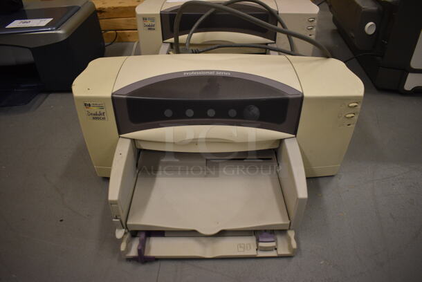 2 HP Deskjet 895Cxi Countertop Printer. 17.5x14x7. 2 Times Your Bid! (south basement 019) - Image 2 of 5