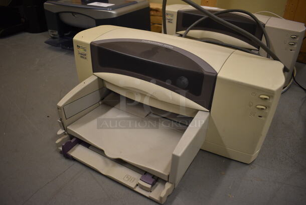 2 HP Deskjet 895Cxi Countertop Printer. 17.5x14x7. 2 Times Your Bid! (south basement 019) - Image 5 of 5