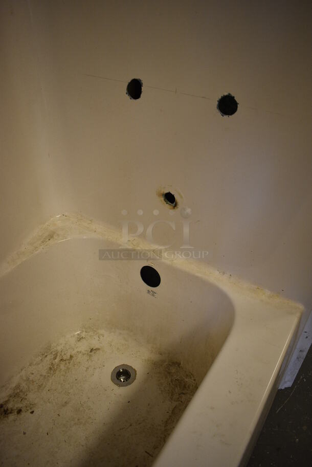 White Shower / Bathtub Insert. 66x33x75. (room 102) - Image 7 of 7
