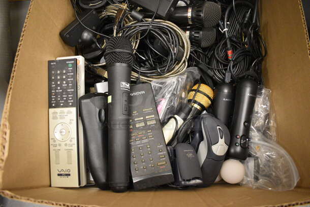 ALL ONE MONEY! Lot of Various Items Including Microphones! (south basement 019) - Image 2 of 4