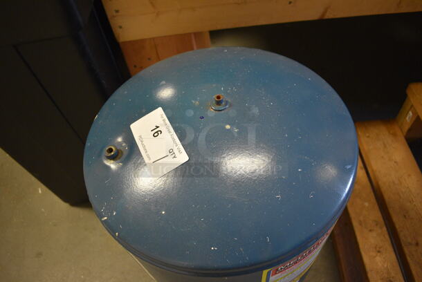 Medalist Posi Pressure 100 PSI Working Pressure Tank for Hydro Pneumatic Systems. 16x16x28. (room 102) - Image 3 of 5