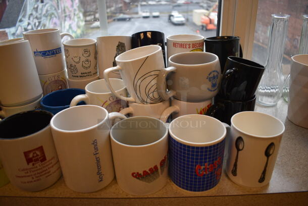 ALL ONE MONEY! Lot of Various Items Including Mugs, Bowls, Jars and Vases! BUYER MUST REMOVE: Give Yourself Ample Time To Remove This Item on Pick Up Day. (room 204) - Image 6 of 9