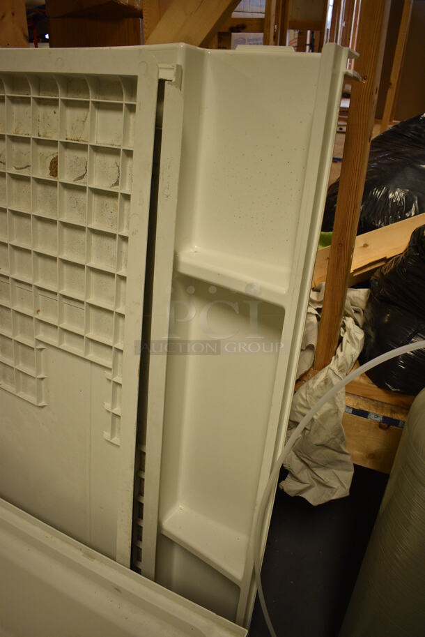 White Tub Insert and Walls. 60x30x19, 33x1.5x56, 47x5x55. (room 102) - Image 6 of 7