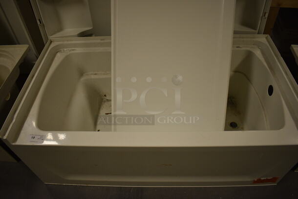 White Tub Insert and Walls. 60x32.5x23, 28x1.5x55, 60x6x55. (room 102) - Image 3 of 6