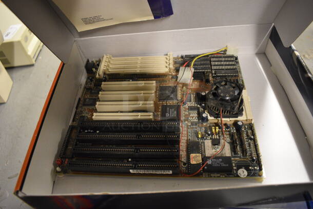 ALL ONE MONEY! Lot of 8 Boxes of Various Electronic Boards! Includes 11x9x1.5. (south basement 012) - Image 4 of 8