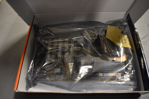 ALL ONE MONEY! Lot of 8 Boxes of Various Electronic Boards! Includes 11x9x1.5. (south basement 012) - Image 8 of 8