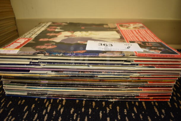 ALL ONE MONEY! Lot of Various Magazines Including Hola! (room 204) - Image 3 of 5