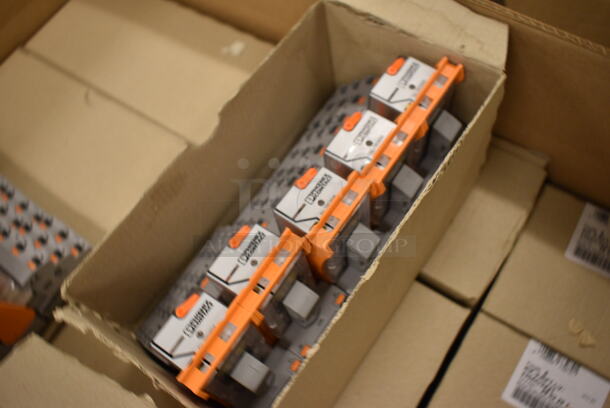 ALL ONE MONEY! Lot of 24 Phoenix Contact Electronic Units! Includes 1.5x3.5x4 (south basement 019) - Image 2 of 4