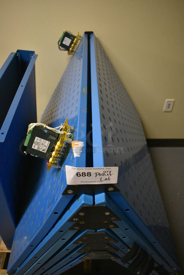 ALL ONE MONEY! PALLET LOT of Various Blue Metal Pieces! (south basement 012) - Image 5 of 6