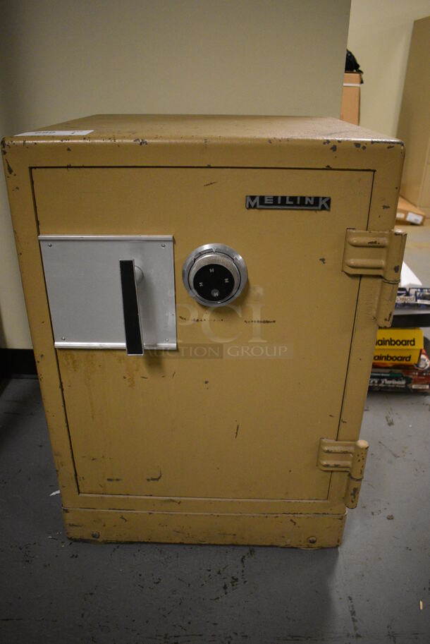 Meilink Tan Metal Single Compartment Safe. Does Not Have Combination. BUYER MUST REMOVE: Give Yourself Ample Time To Remove This Item on Pick Up Day. 22x22x31. (south basement 012)