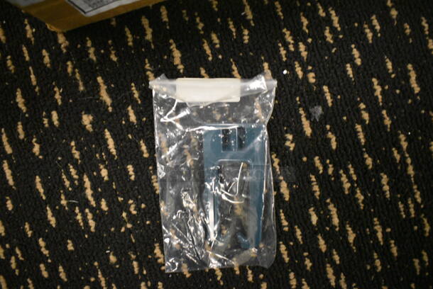 ALL ONE MONEY! Lot of Parts and Pieces. (room 204) - Image 3 of 4