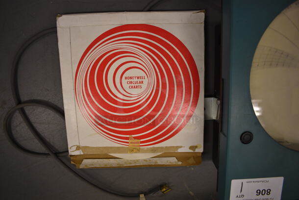 Honeywell Truline Metal Countertop Circular Chart Recorder w/ Circular Charts. 14x16.5x6.5. (south basement 019) - Image 4 of 5