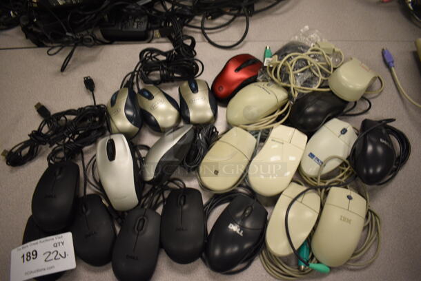 ALL ONE MONEY! Lot of 22 Various Computer Mice. (room 105)