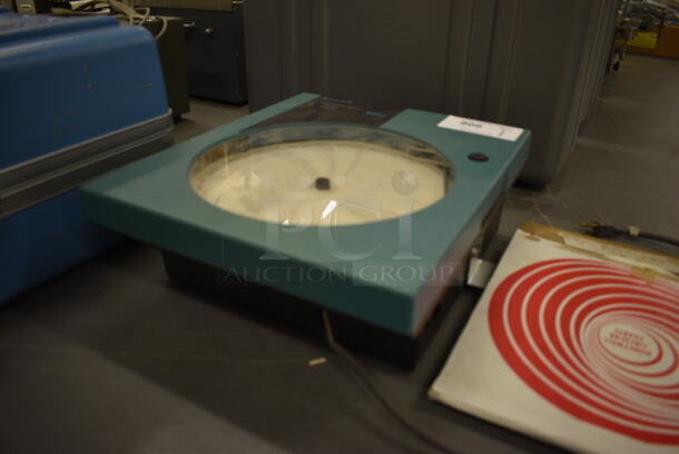 Honeywell Truline Metal Countertop Circular Chart Recorder w/ Circular Charts. 14x16.5x6.5. (south basement 019) - Image 5 of 5