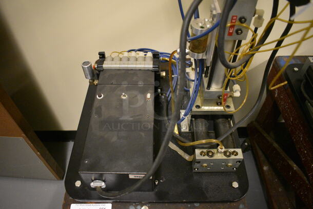 Lab-Volt Metal Countertop Robot Arm on Wooden Cart w/ Commercial Casters. 18x24x46. (south basement 021D) - Image 4 of 6