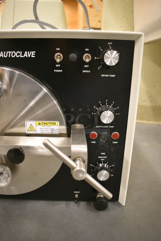 Napco Model 9000-D Metal Countertop Autoclave. 17.5x25x14.5. (south basement 019) - Image 3 of 6