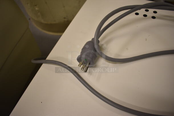 Napco Model 9000-D Metal Countertop Autoclave. 17.5x25x14.5. (south basement 019) - Image 5 of 6
