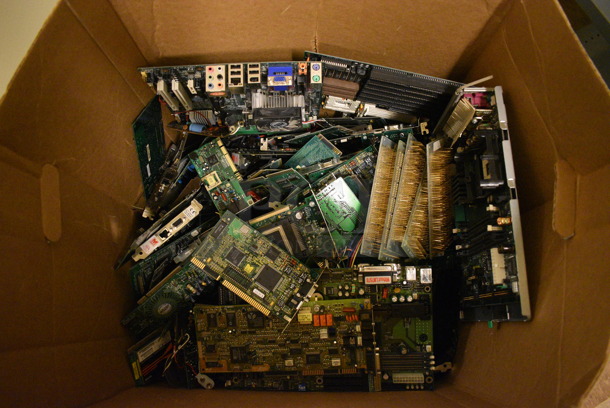 ALL ONE MONEY! Lot of Electronic Boards! 5x7x1. (room 108a)