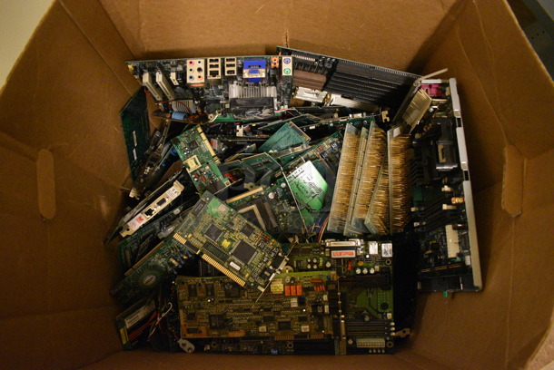 ALL ONE MONEY! Lot of Electronic Boards! 5x7x1. (room 108a) - Image 1 of 4