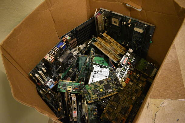 ALL ONE MONEY! Lot of Electronic Boards! 5x7x1. (room 108a) - Image 2 of 4