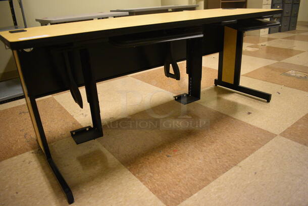 Table. 71.5x23.5x29.5. (room 108a) - Image 3 of 4