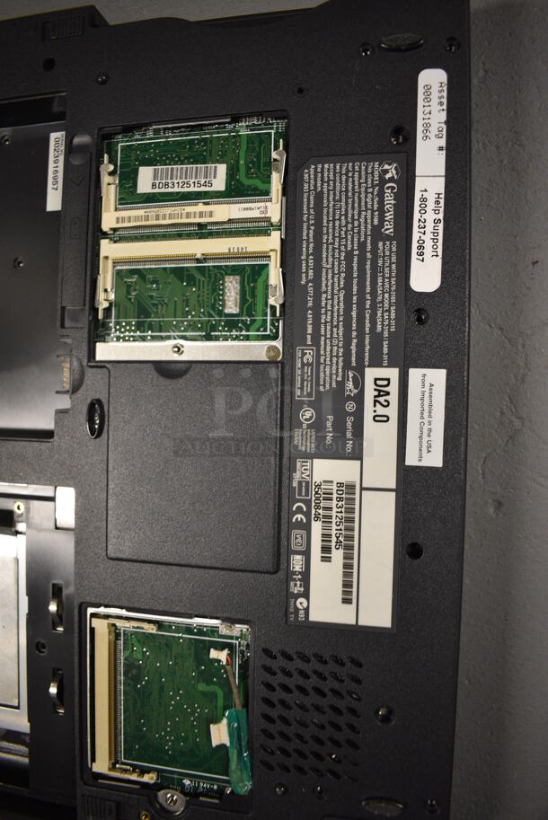 5 Gateway 15" Laptops. 5 Times Your Bid! (south basement 012) - Image 8 of 11