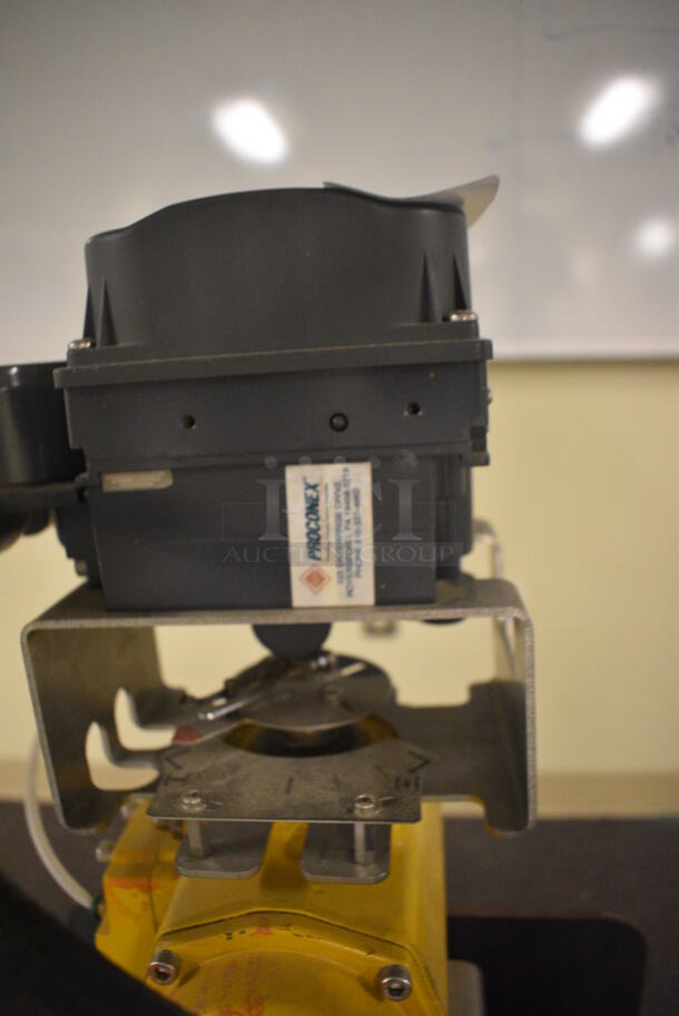 Fisher Fieldvue Instruments Unit. 21x14x41. (south basement 017) - Image 7 of 7