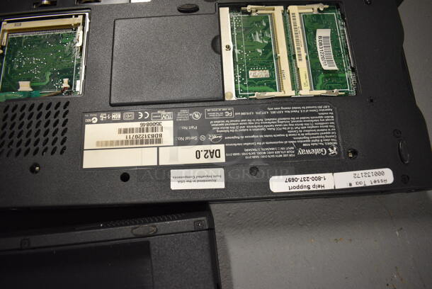 5 Gateway 15" Laptops. 5 Times Your Bid! (south basement 012) - Image 11 of 11