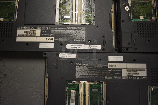 5 Gateway 15" Laptops. 5 Times Your Bid! (south basement 012) - Image 6 of 8