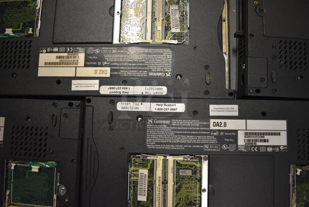 5 Gateway 15" Laptops. 5 Times Your Bid! (south basement 012) - Image 7 of 8