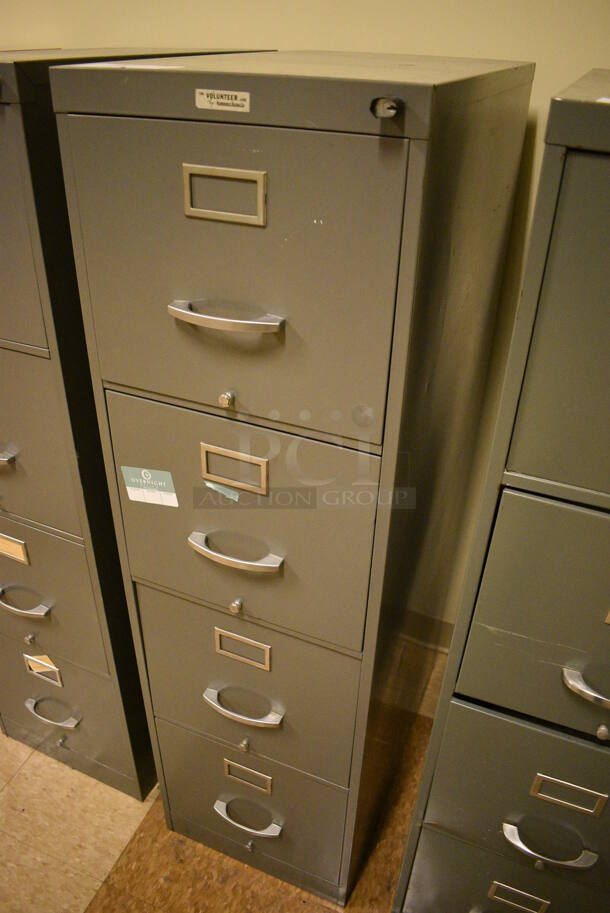 Gray Metal 4 Drawer Filing Cabinet. 15x24x52. (room 108a) - Image 2 of 7