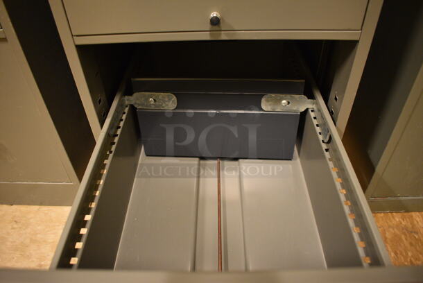 Gray Metal 4 Drawer Filing Cabinet. 15x24x52. (room 108a) - Image 7 of 7