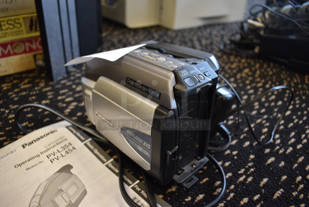 Panasonic Palmcorder. 5x7x4.5. (room 204) - Image 2 of 6