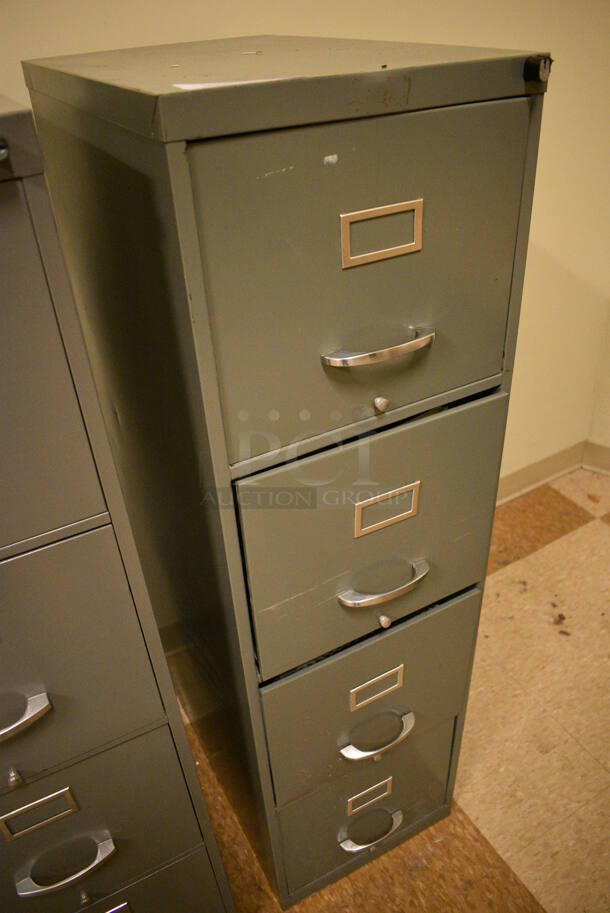 Gray Metal 4 Drawer Filing Cabinet. 15x24x52. (room 108a) - Image 2 of 7
