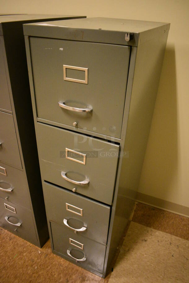 Gray Metal 4 Drawer Filing Cabinet. 15x24x52. (room 108a) - Image 3 of 7