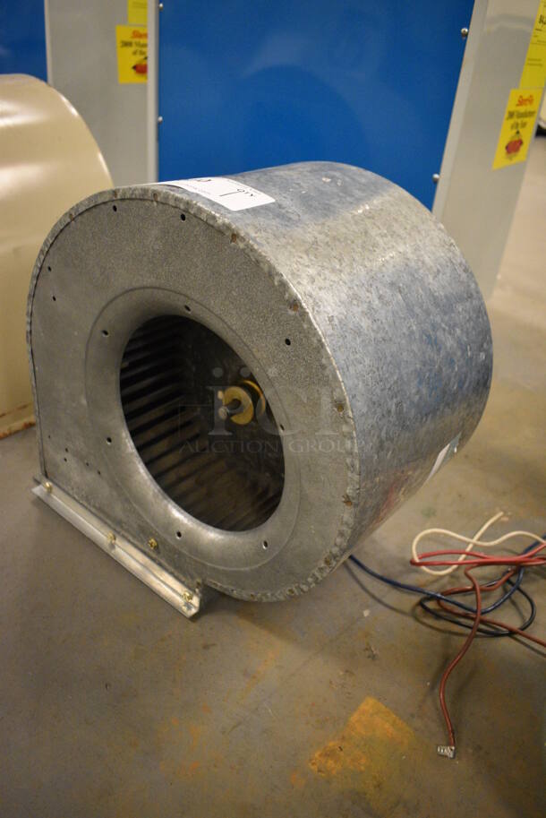Metal Commercial Blower. 9.5x16x15.5. (north basement 004) - Image 2 of 6