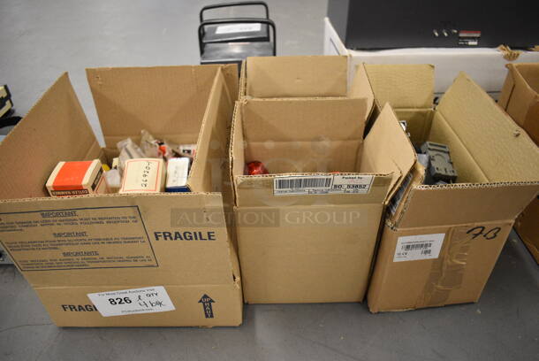 ALL ONE MONEY! Lot of 4 Boxes of Various Items Including Lights! (south basement 019) - Image 6 of 6