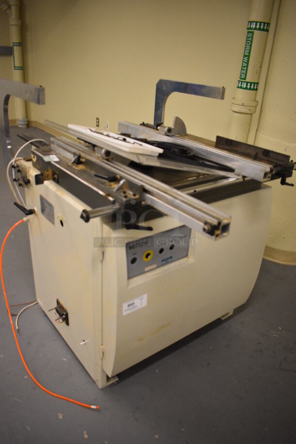 MZ7121A Floor Style Single Row Drill Machine. 220 Volts, 3 Phase. 43x50x46. (south basement 017) - Image 6 of 8