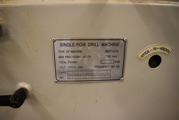 MZ7121A Floor Style Single Row Drill Machine. 220 Volts, 3 Phase. 43x50x46. (south basement 017) - Image 7 of 8