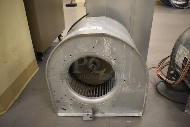 Metal Commercial Blower. 14x17.5x17. (north basement 004)