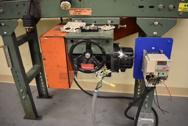 Green Metal Floor Style Conveyor Belt. 67x28x38. (south basement 017) - Image 5 of 8