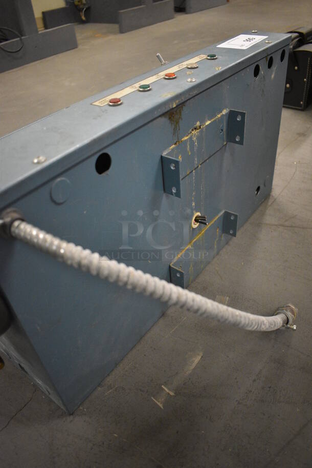 Gordon Piatt Metal Burner. 26.5x7x13. (north basement 004) - Image 9 of 9