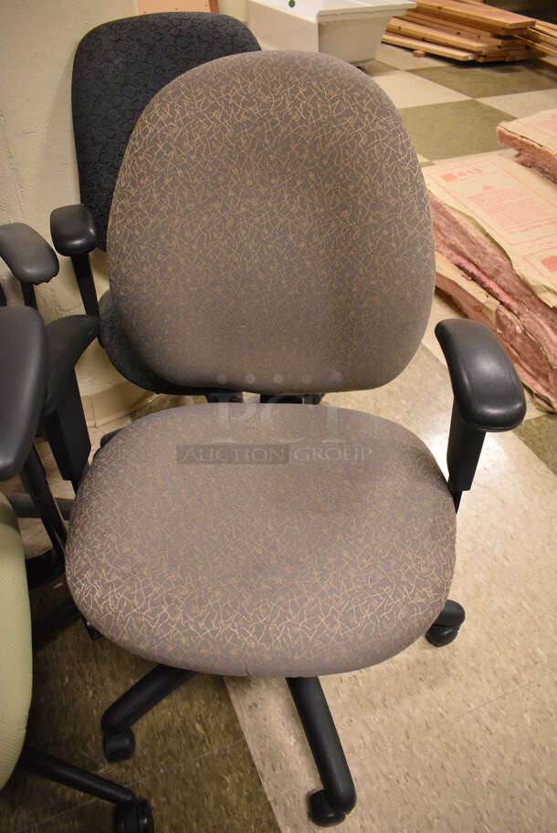 4 Various Office Chairs; Green, Purple, Gray and Blue on Casters. Includes 27x23x41. 4 Times Your Bid! (room 103) - Image 3 of 6