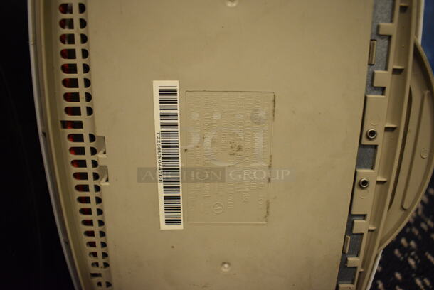 3 Various Countertop Toasters. Includes 6.5x10x8. 3 Times Your Bid. (room 204) - Image 4 of 6