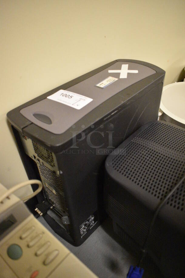 Dell 15.5" Computer Monitor and Dell Computer Tower. (south basement 024) - Image 4 of 5